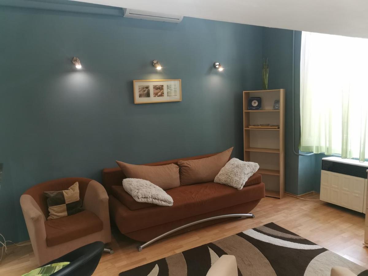 Galeria Apartman Szeged Exterior photo