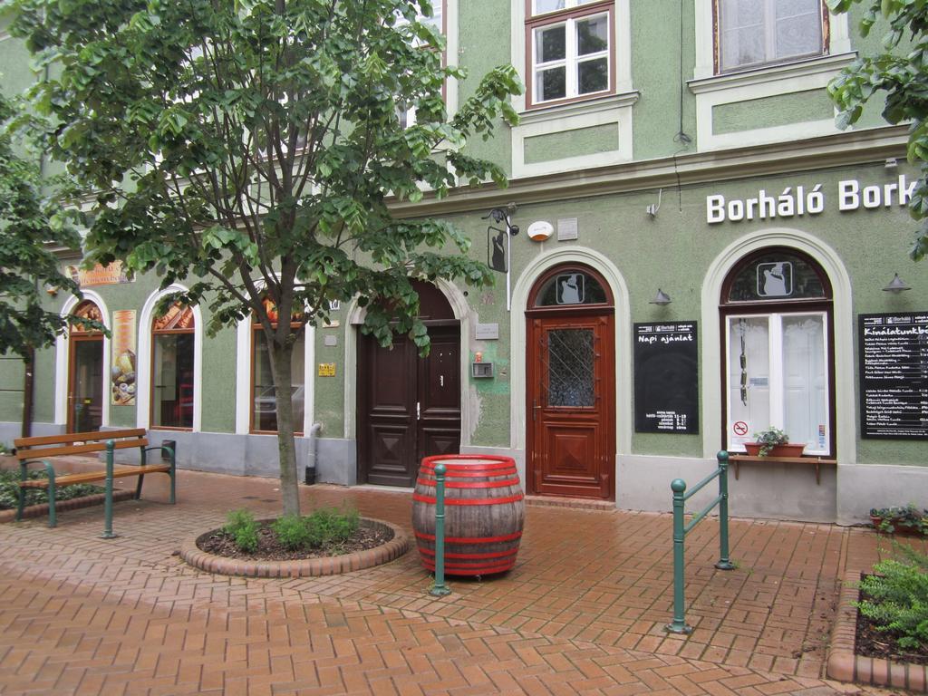 Galeria Apartman Szeged Exterior photo